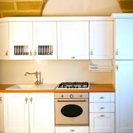 Beautiful Property In The Heart Of Gallipoli Exterior foto